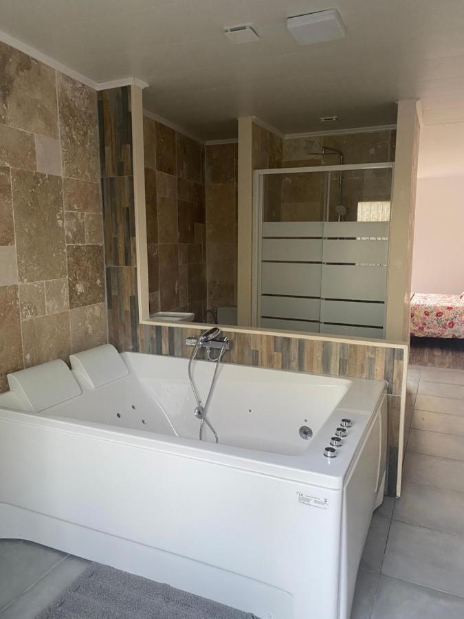 The Montreal Suite Serris Zewnętrze zdjęcie