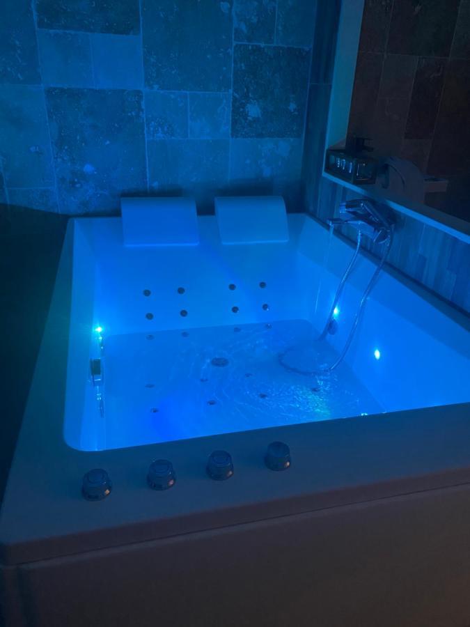 The Montreal Suite Serris Zewnętrze zdjęcie
