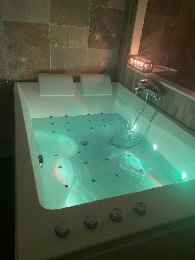 The Montreal Suite Serris Zewnętrze zdjęcie